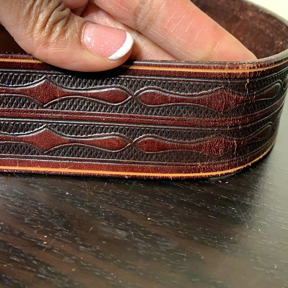 Antique Smith & Wesson Tooled Leather Belt size 34 - Picture 5 of 13
